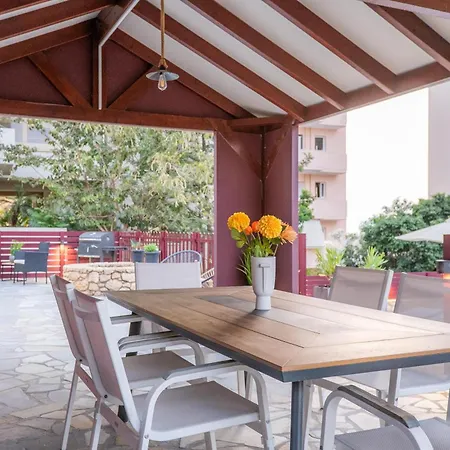 Casa Chris Villa Hanya